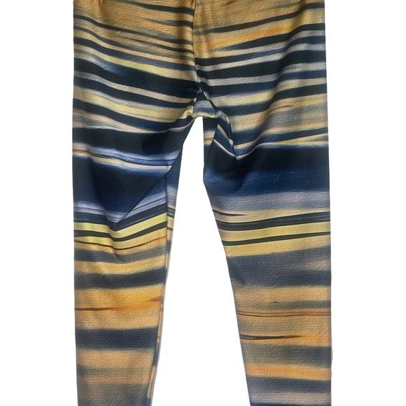 Mellivora Large Colorado Made Leggings - Picture 8 of 10